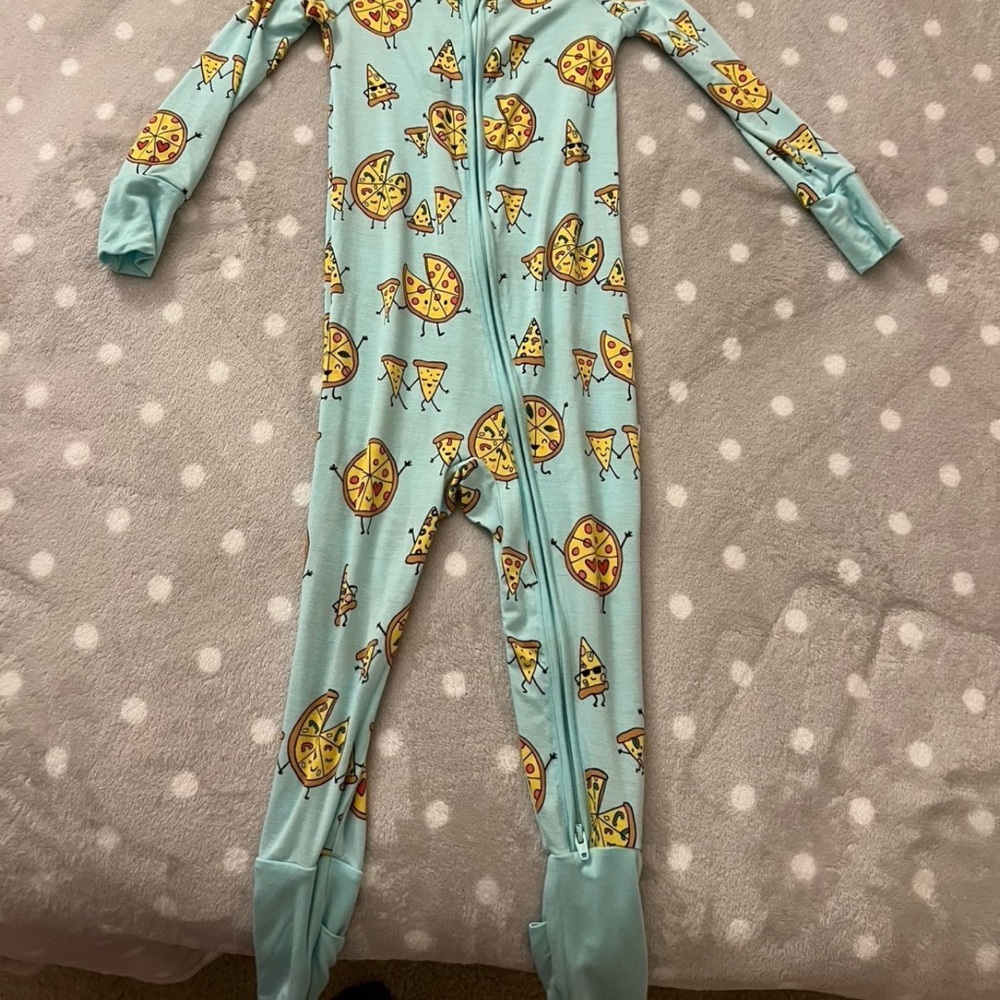 Little sleepies pizza pals 18-24